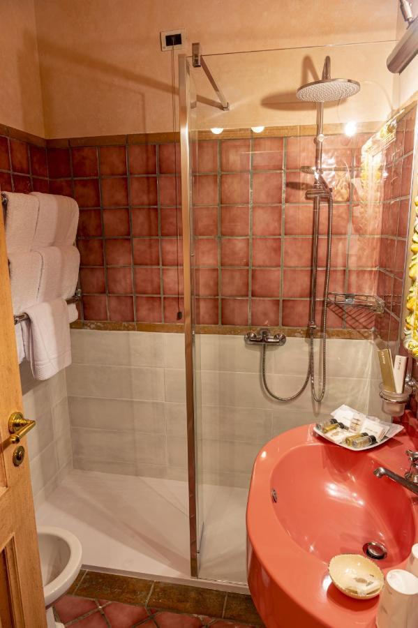 Hotel Boccaccio 칼치나이아 외부 사진