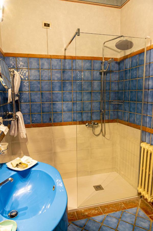 Hotel Boccaccio 칼치나이아 외부 사진