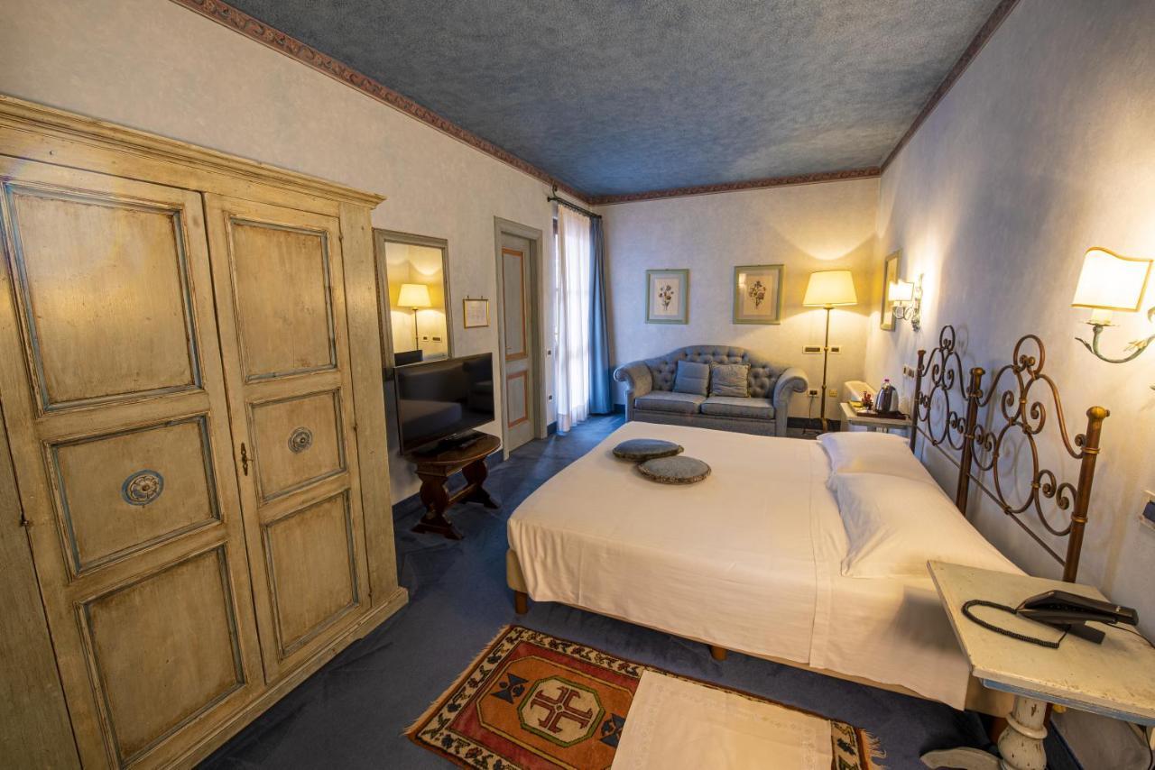 Hotel Boccaccio 칼치나이아 외부 사진