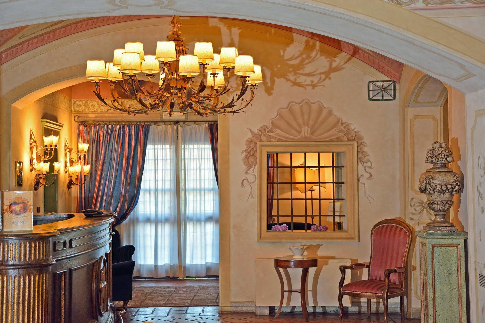 Hotel Boccaccio 칼치나이아 외부 사진