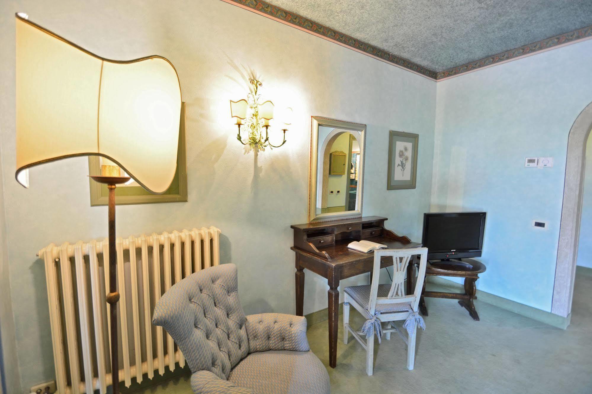 Hotel Boccaccio 칼치나이아 외부 사진