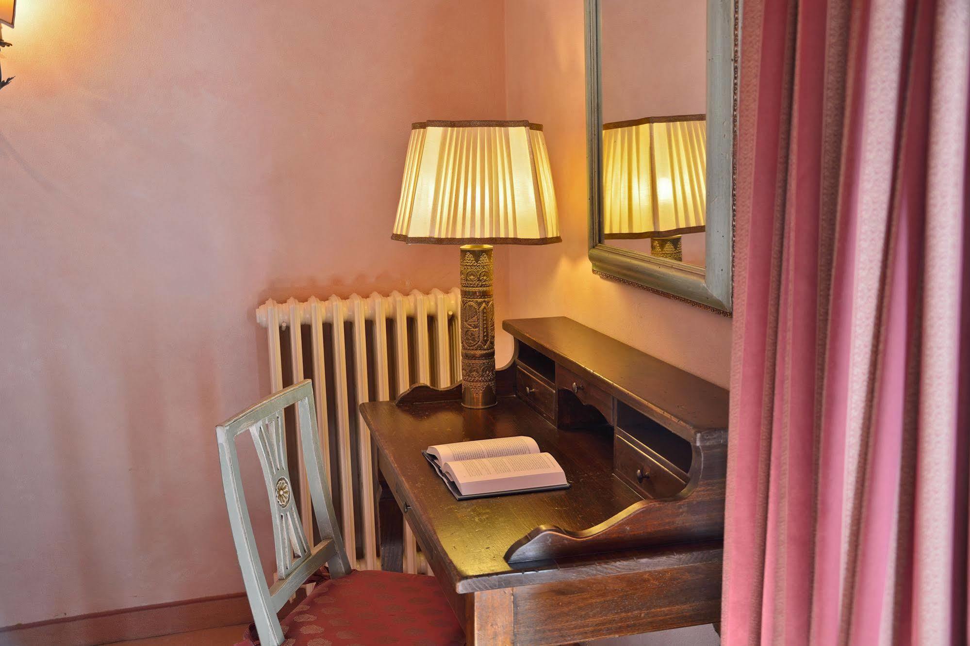 Hotel Boccaccio 칼치나이아 외부 사진